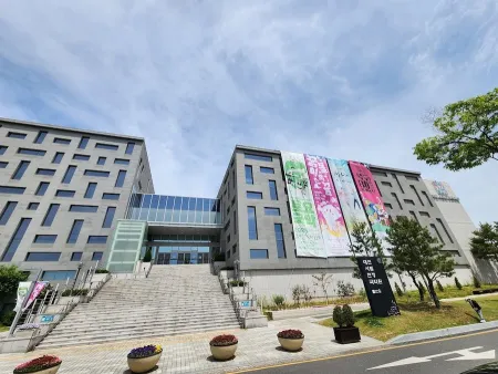 Daejeon Municipal Yeonjeong Korean Traditional Music Center