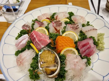 Momohana Sushi