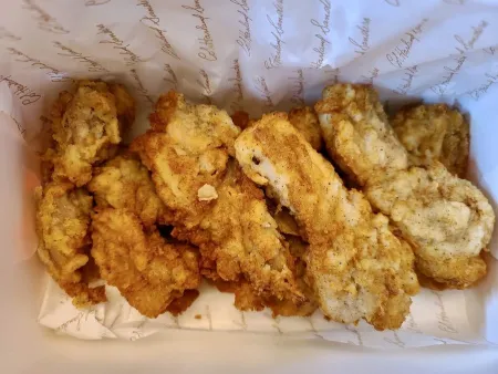 KFC Gyeongseongdae·Bukyeongdae Branch