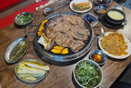 Choryang Hyeongje Galbi