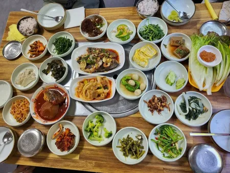 Tongyeong Cheonggi Restaurant