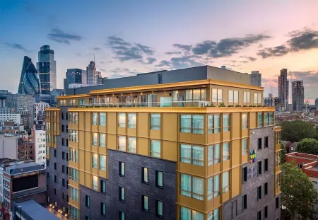 Hampton by Hilton London City