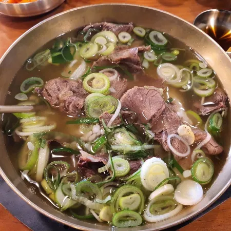 伊如牛骨湯 驛三店