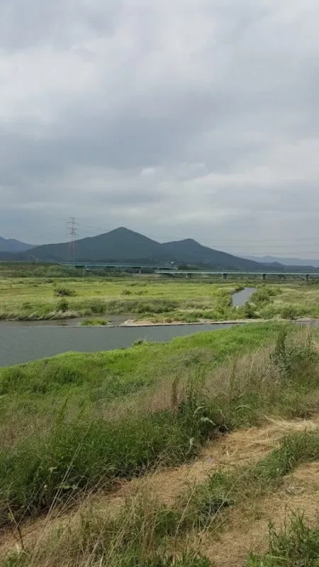 Chorokbit Park