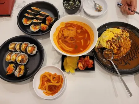 Ssada Gimbap Gangnam Station Branch