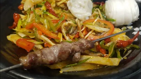 東萊區安樂洞 半島羊肉串