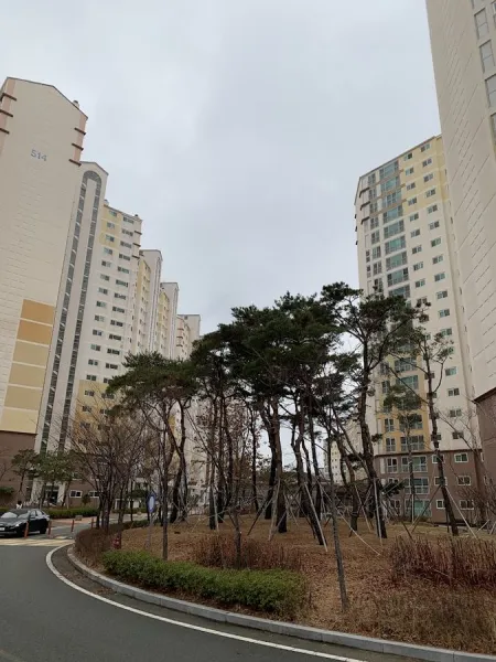 Busan Sinho Buyeong 5th Apartment