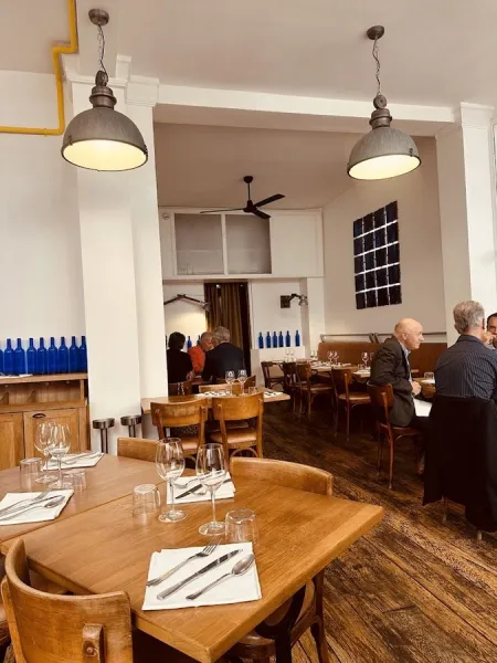 Bistro S