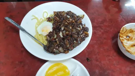 Yetnal Jjajang Deokcheon Branch
