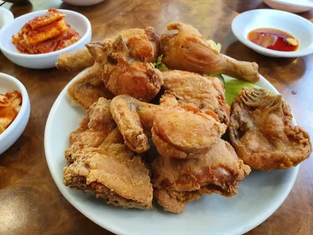 明洞小熊