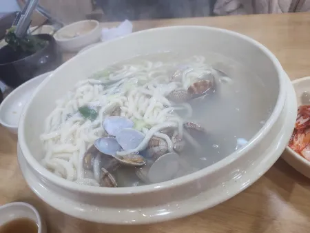 Choegojip Bajirak Saeng Kalguksu