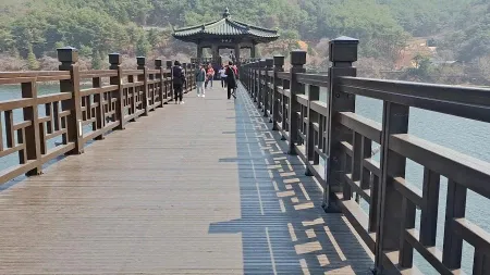 Wolyeonggyo Bridge