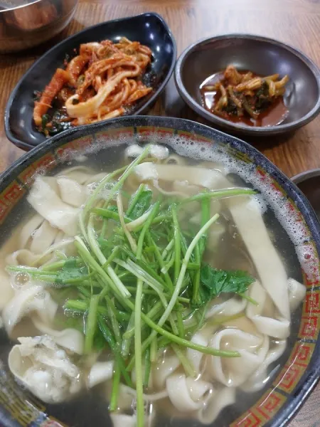 Daul Son Kalguksu