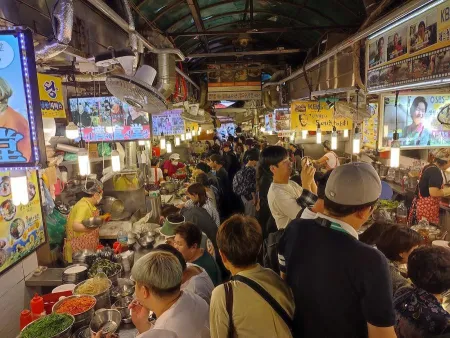 Namdaemun Kalguksu Alley