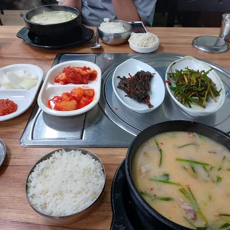 장수돼지국밥