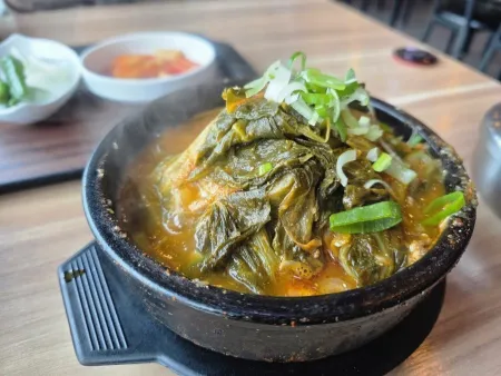 Sinpyeong Ttukbaegi Sandong Branch