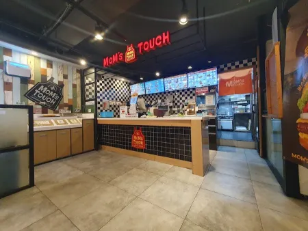 Mom's Touch Geoje Jangpyeong Branch