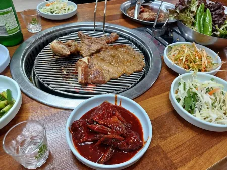 장군숯불돼지갈비