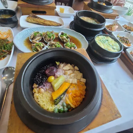 Jeonbokgwa Dolsotbap
