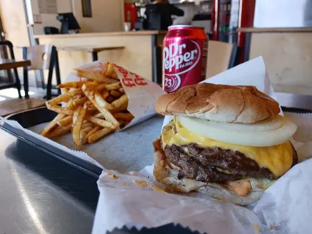 Petey's Burger