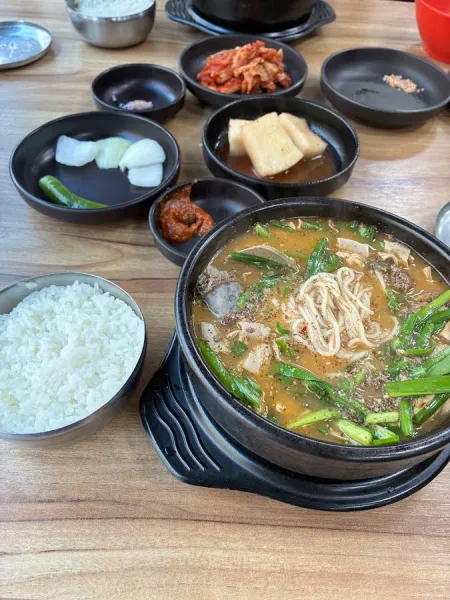 Okcheon Sundae Maeun Jokbal
