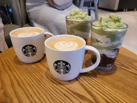 Starbucks Geumjeong-gu Seo Branch