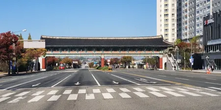 Honam Jeilmun Gate