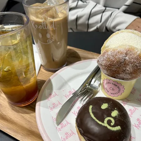 Cafè Knotted (Yeouido IFC Mall Branch)