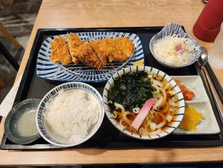 천하돈까스