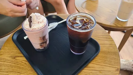 Starbucks Cheonggye Crystal Square