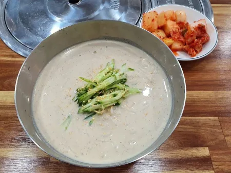 Milhyanggi Kalguksu