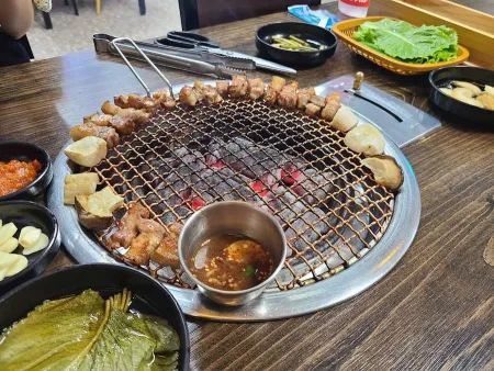 Gyorae Heukdwaeji 2nd Branch (Seongsan Ilchulbong Branch)