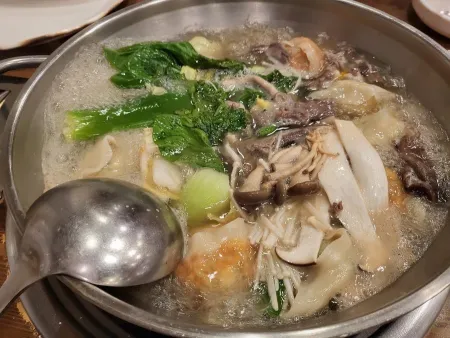 Han Hee-su Gaeseong Mandu Specialty Restaurant