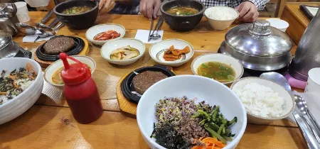 Chamso Gukbap Bidanbi