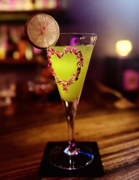 Maru Bar