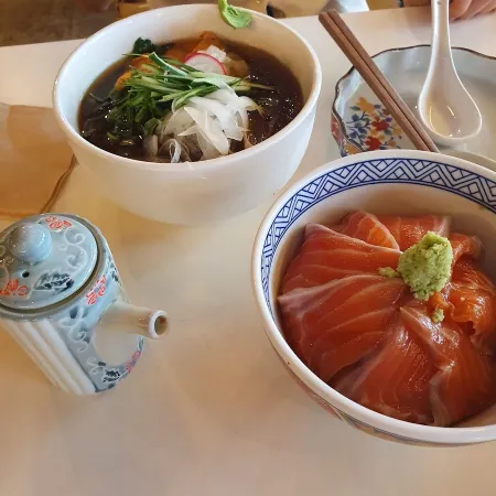 감탄성신초밥