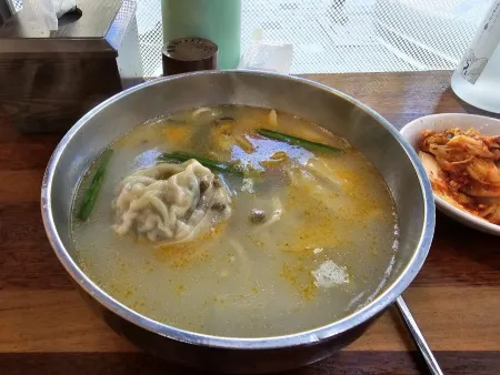 명동칼국수