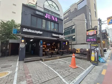 써스티몽크