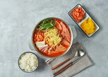Macizo Budaejjigae