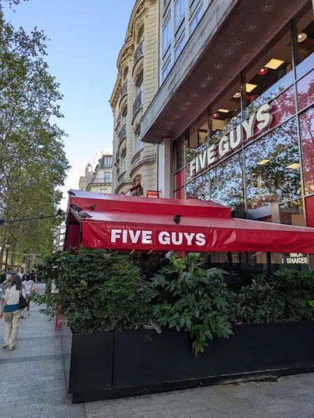 Five Guys Burgers and Fries Champs-Élysées