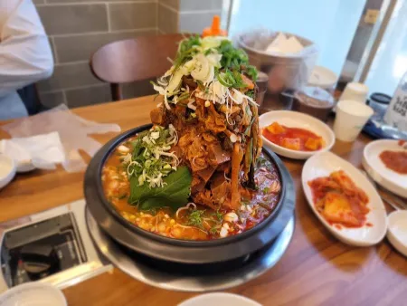 Cheongnyeon Gamjatang