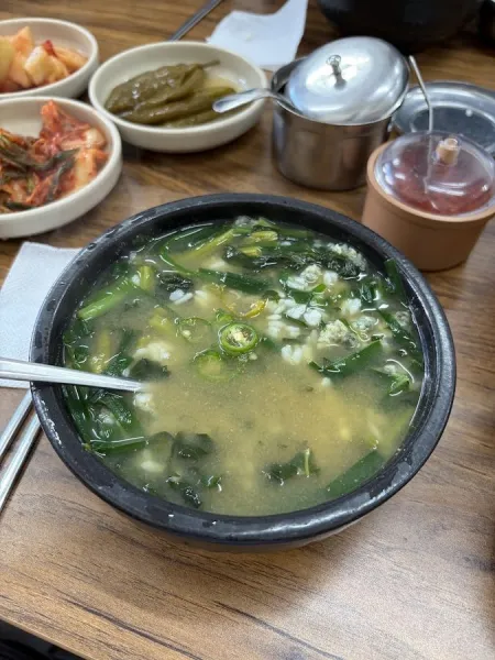 Cheongcheon Olgaengi Haejangguk