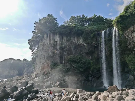 Sojeongbang Waterfall
