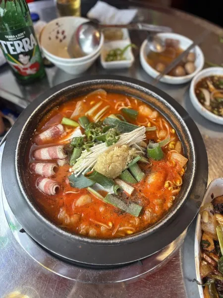 Oncheonjang Geujip Daechang Insaeng