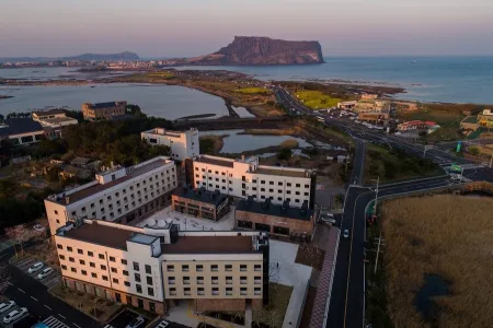 Golden Tulip Hotel Jeju Seongsan