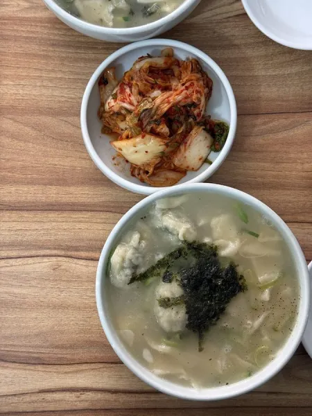 엄지손칼국수