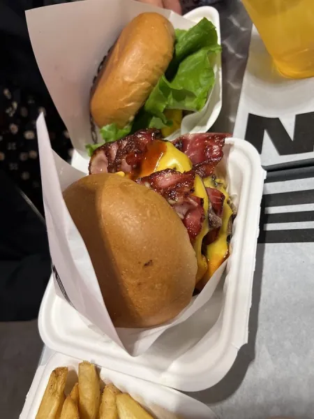NORMERCY BURGER