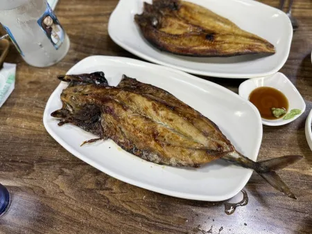 佛光煤炭烤魚