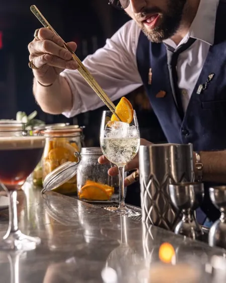 Harry's Side Bar
