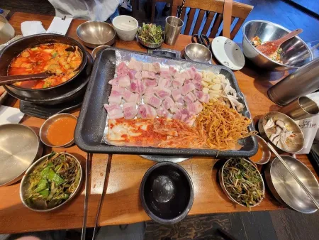 Dongbang Saenggogi
